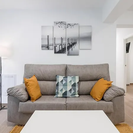 C19 Beutiful 4 Bedroom アパート *