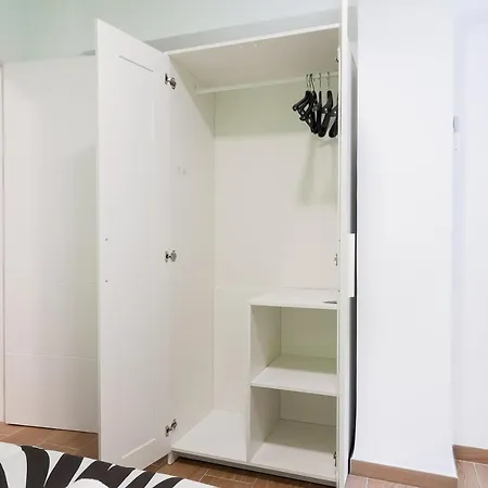 C19 Beutiful 4 Bedroom アパート