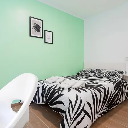 C19 Beutiful 4 Bedroom アパート