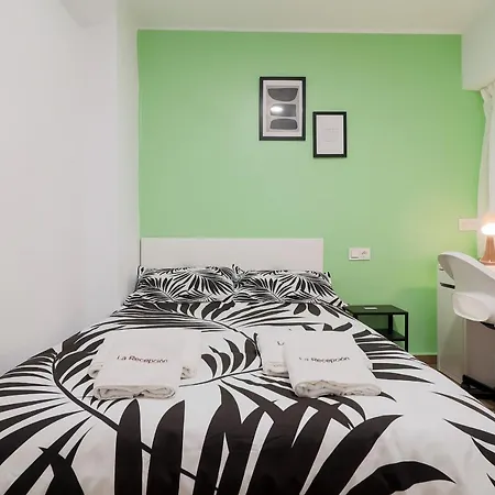 C19 Beutiful 4 Bedroom アパート *